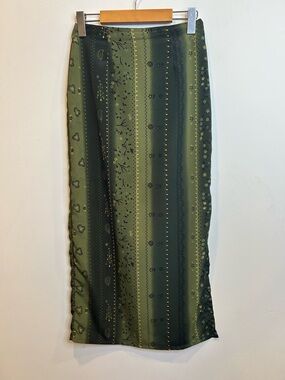 Vintage 90’s Fairweather Petites Paisley Floral Printed Maxi Skirt Green